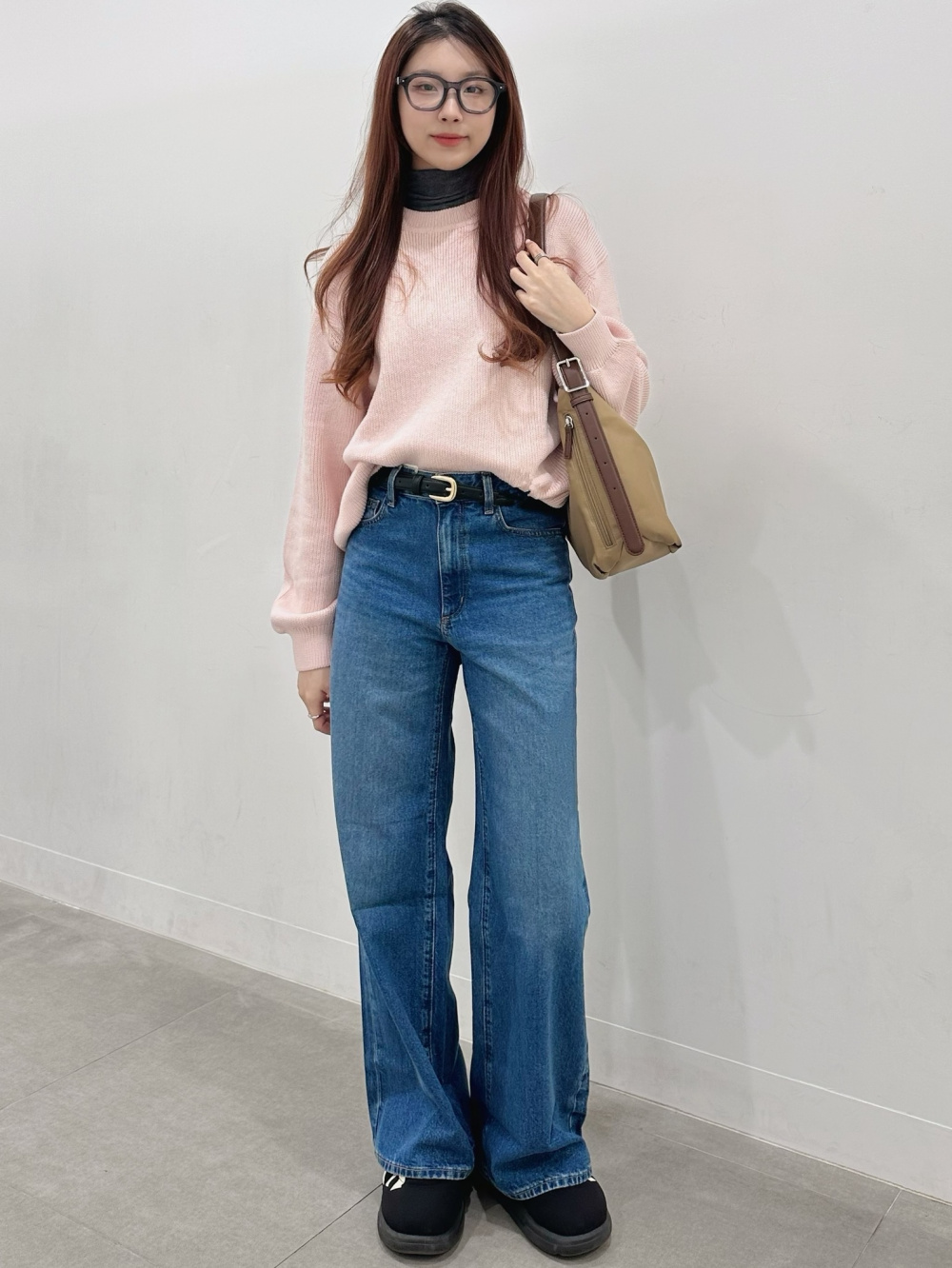 Tweedy Knitted Cardigan、Straight Ankle Jeans」| GU的穿搭理念