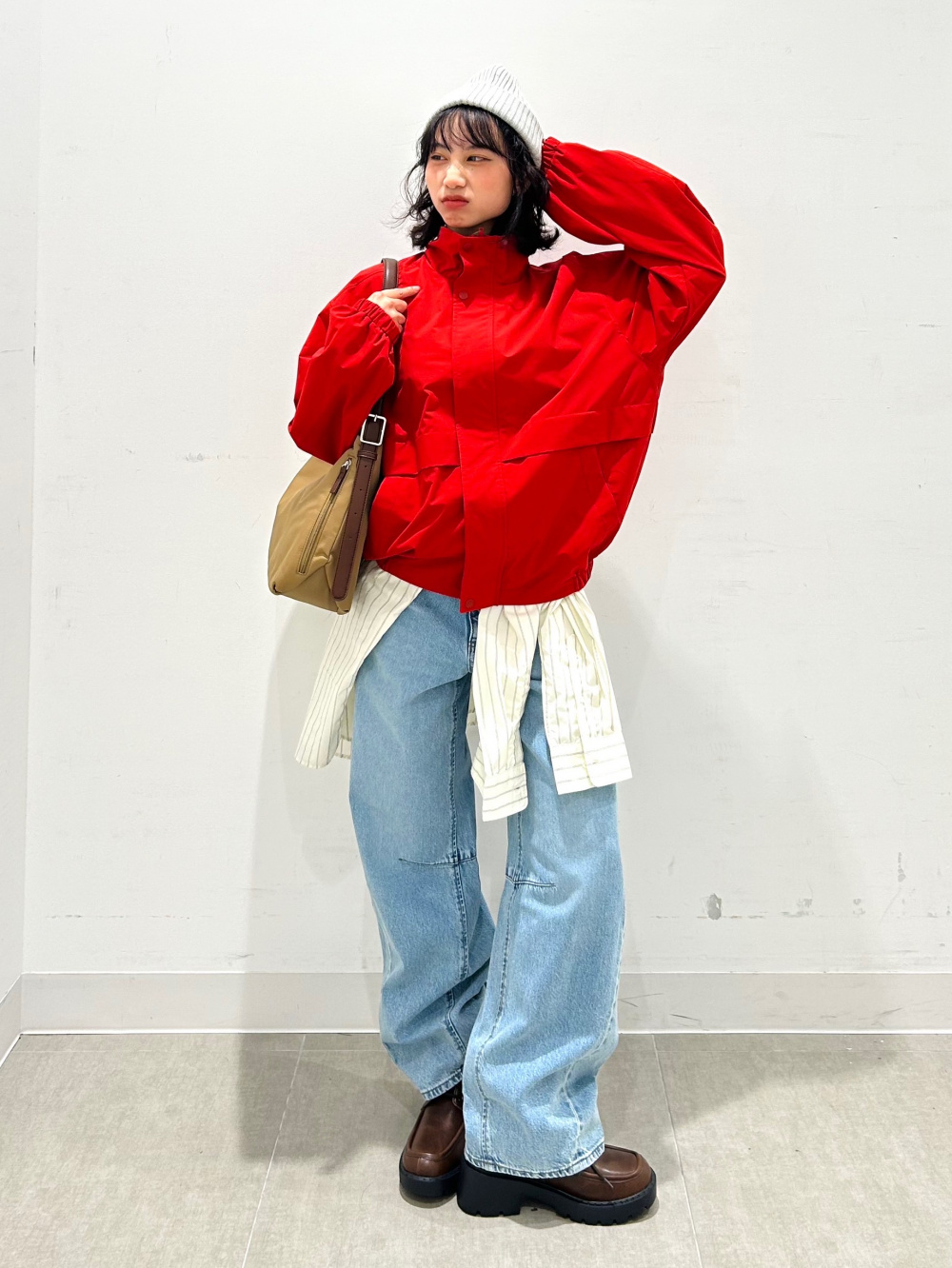 Tweedy Knitted Cardigan、Straight Ankle Jeans」| GU的穿搭理念