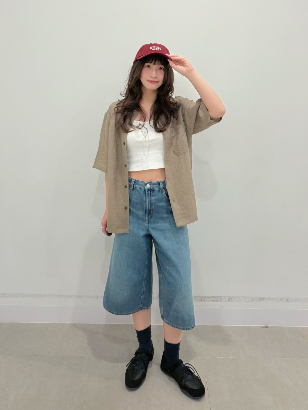 Textured Shirt/HalfSlv、Wide Cargo Pants/UL」| GU的穿搭理念
