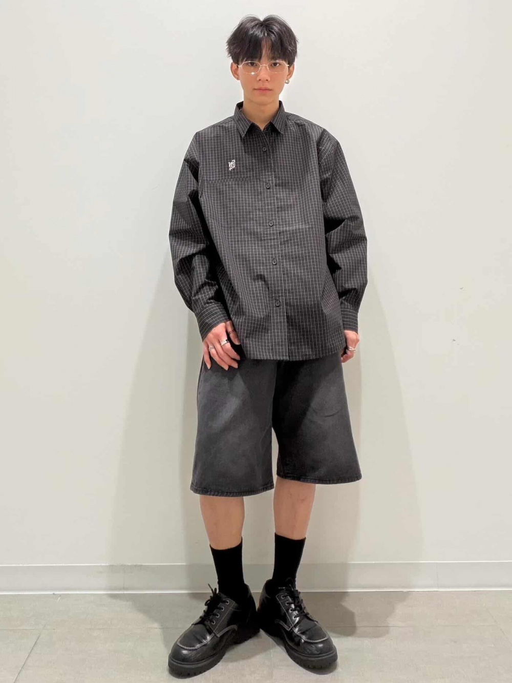 テーラードジャケット UNDERCOVER、ブロードチェックシャツ UNDERCOVER