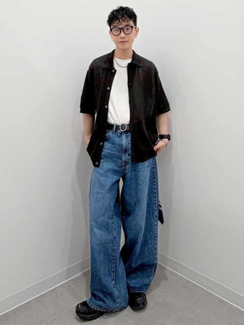 An outfit using Ombre Checked Shirt and Super Wide Jeans｜GU US