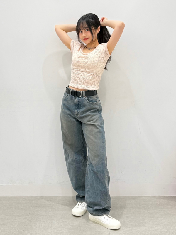 ブロードチェックシャツ UNDERCOVER、デニムイージーパンツ UNDERCOVER