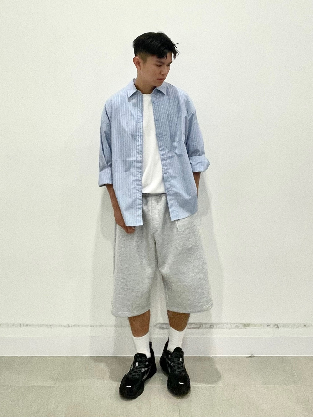 令闻ページ Track Pants、Dolman Sleeve Striped Shirt」| GU的穿搭理念 テント・タープ