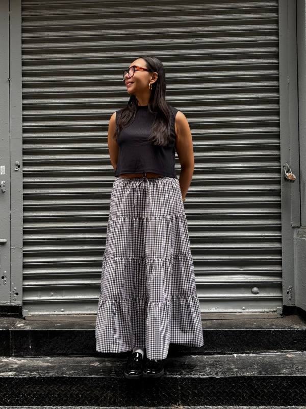 Check styling ideas for「Tiered Maxi Skirt、Stone Ring 5