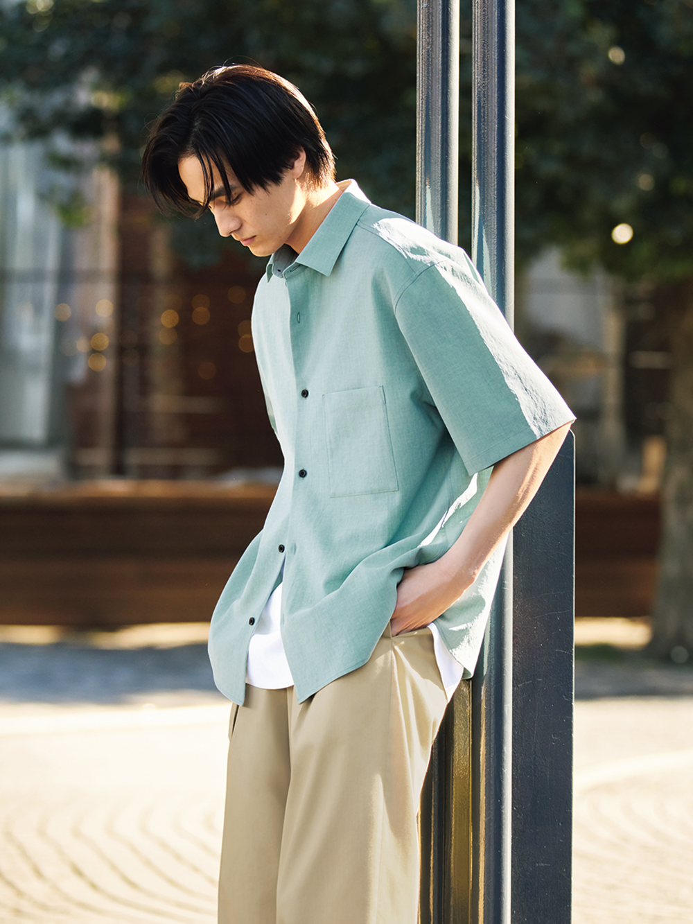 レギュラーカラーシャツ