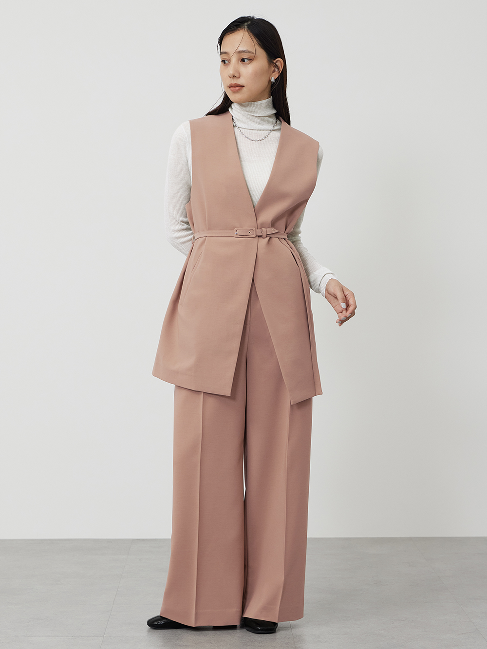 ロングジレを使ったIラインコーデ