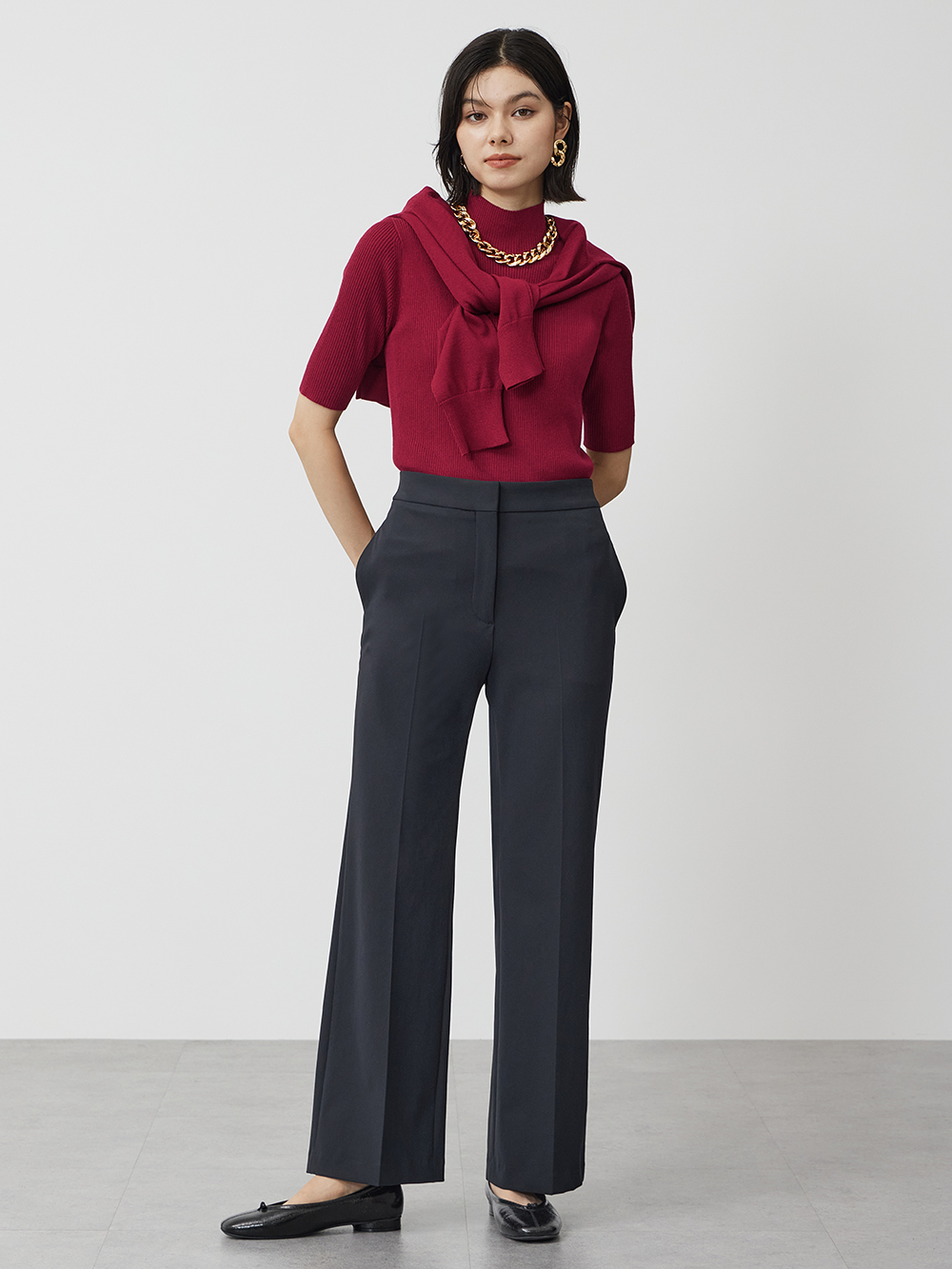 カーディガンを使ったオフィスカジュアルコーデ