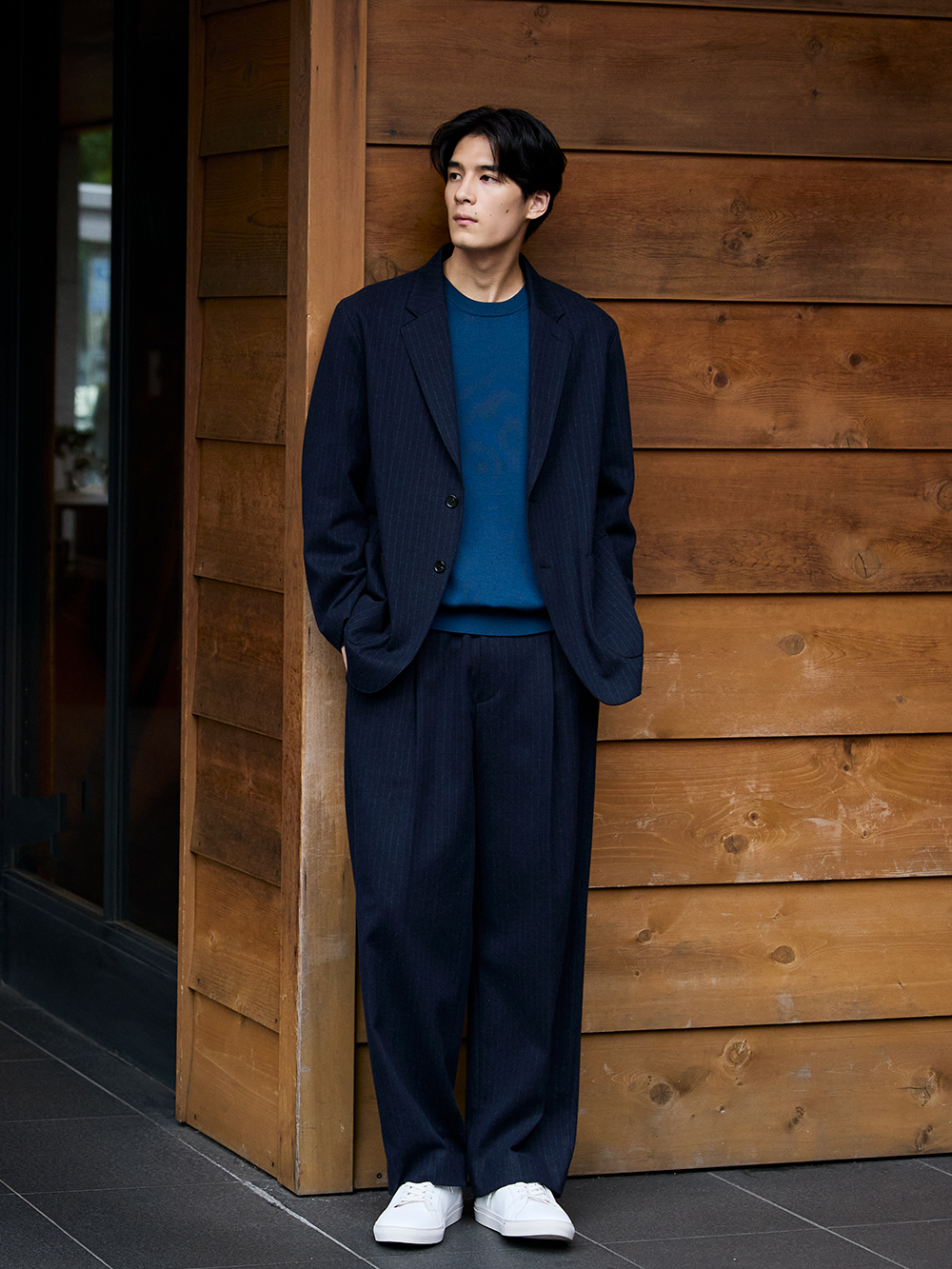 ネイビーのセットアップ