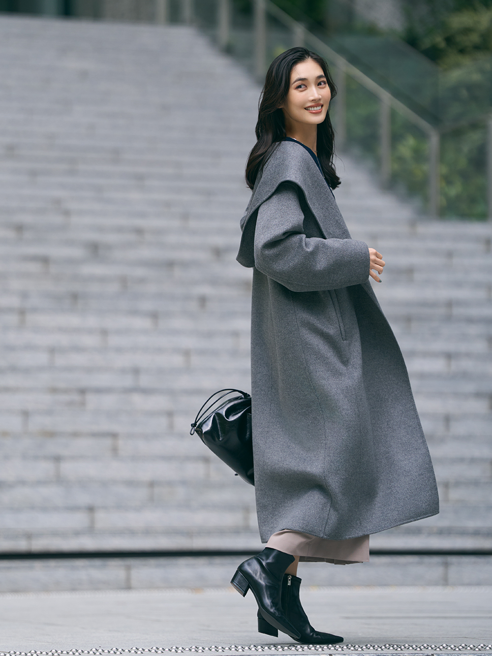 ウールブレンドリバーフーディーロングコート