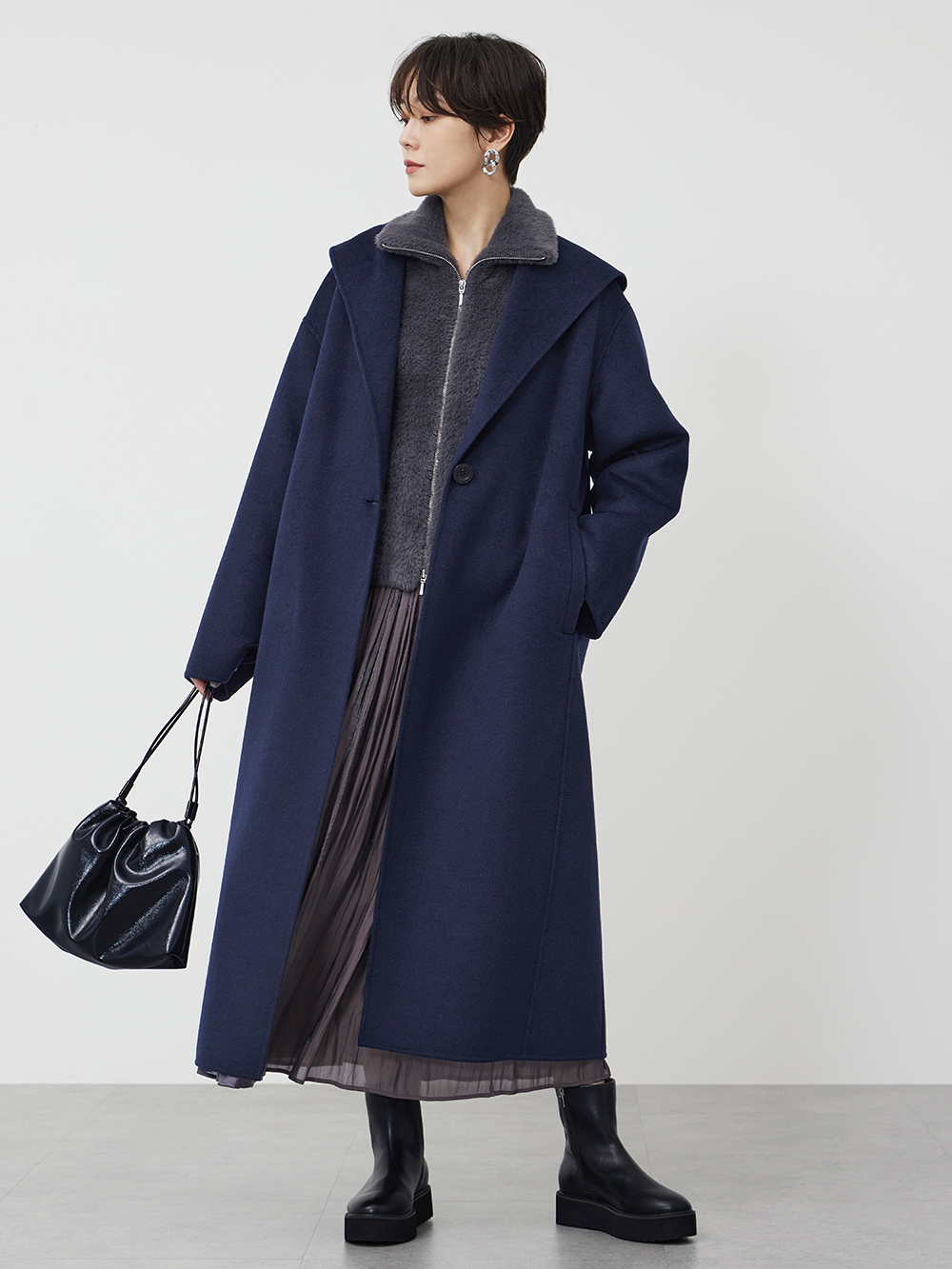 ウールブレンドリバーカラーレスロングコート、タイプライターワイド