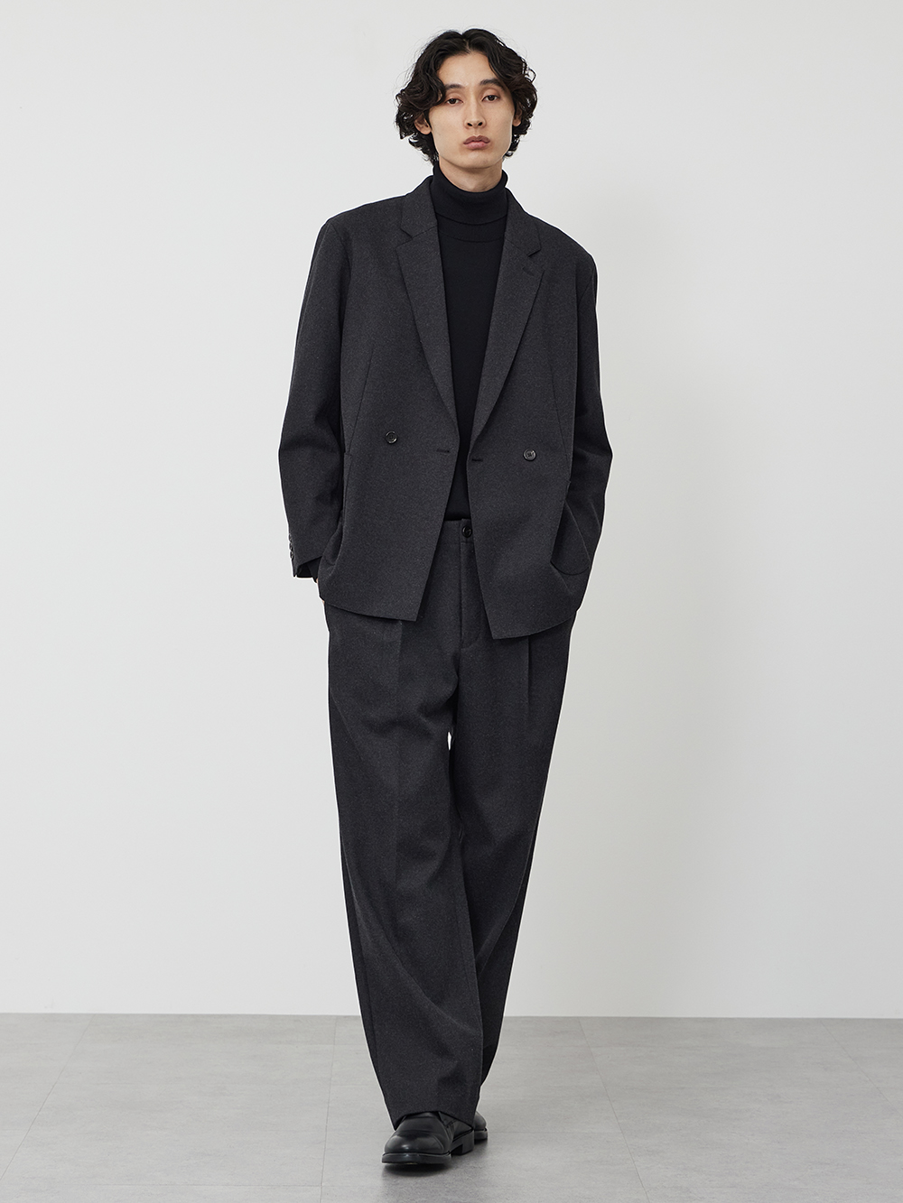 マルチファンクションジャケットを使ったコーデ