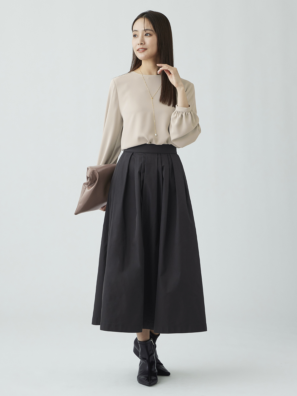 ボリュームタックフレアスカート