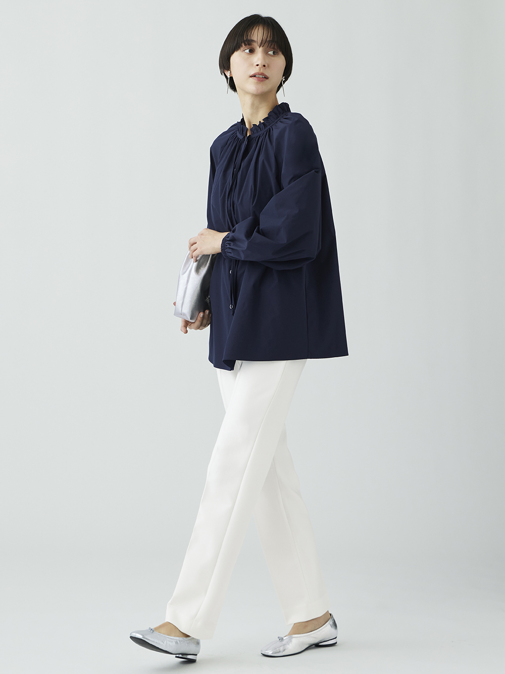 ドレープレギュラーカラーシャツ、ダブルクロステントラインジレ