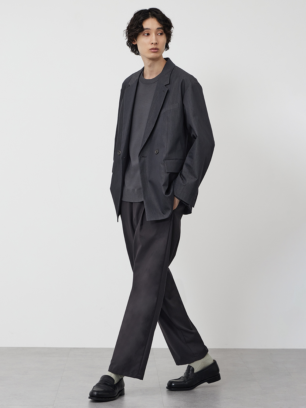 ジャケパンコーデ