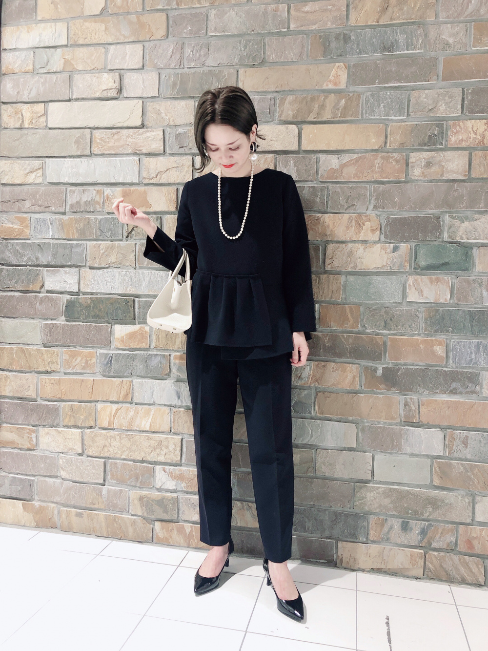 ティアードブラウスパンツセットアップ、メタルオーバルワントップ