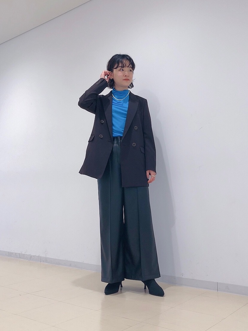 PUレザー ストレートパンツ モード系 スマートライン 美脚映え レザーパンツ レディース レギンス レザー PU 革パンツ 美脚