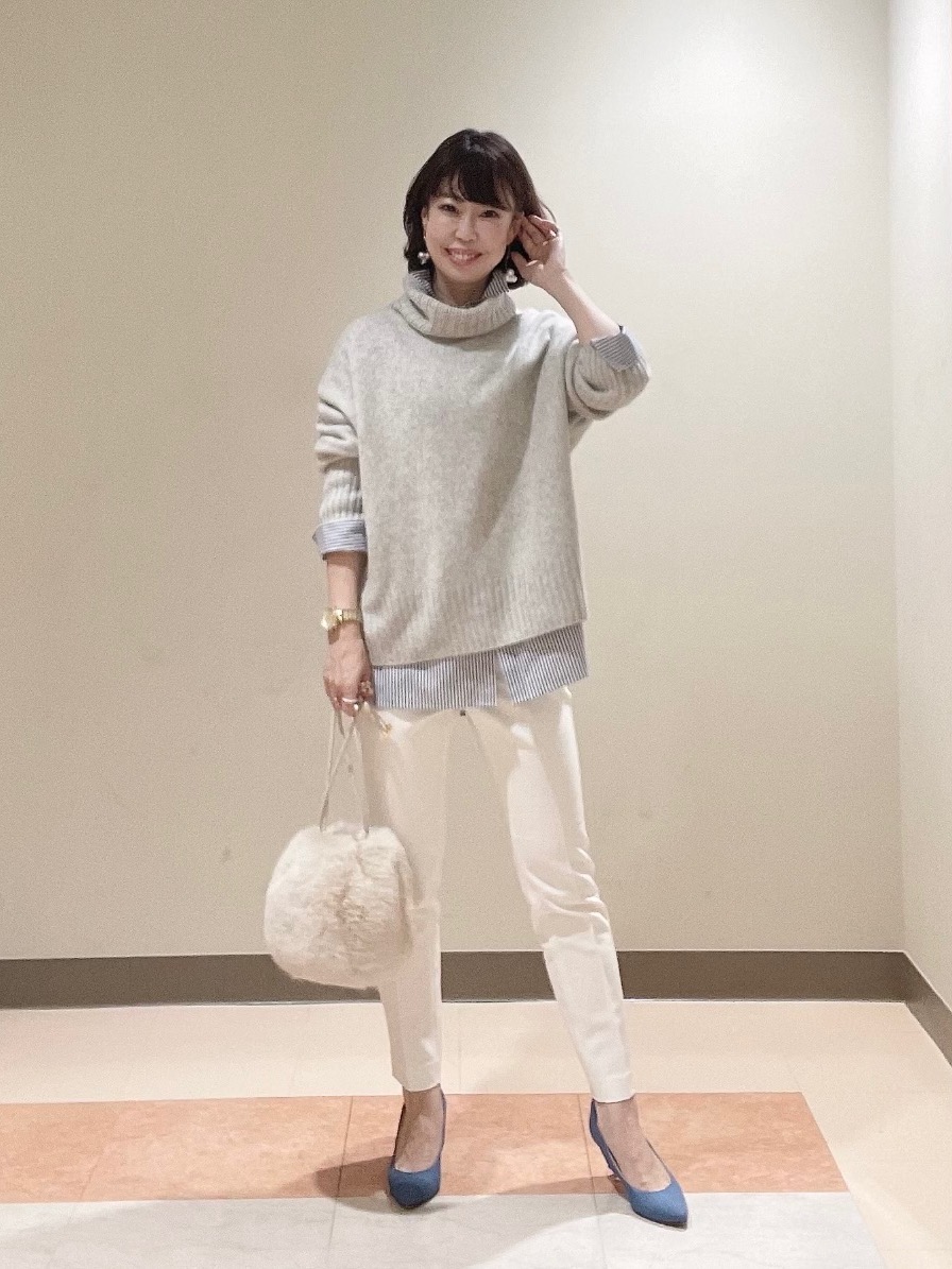 ウールブレンドリバーロングコート、ヤクタートルネックセーター（長袖