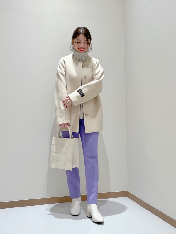 コンフォートリュクスカラーレスジャケット、パール付きブラウスパンツ