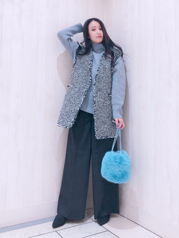 ツイードミドルジレ（レディース）の着用コーディネート一覧| プラステ