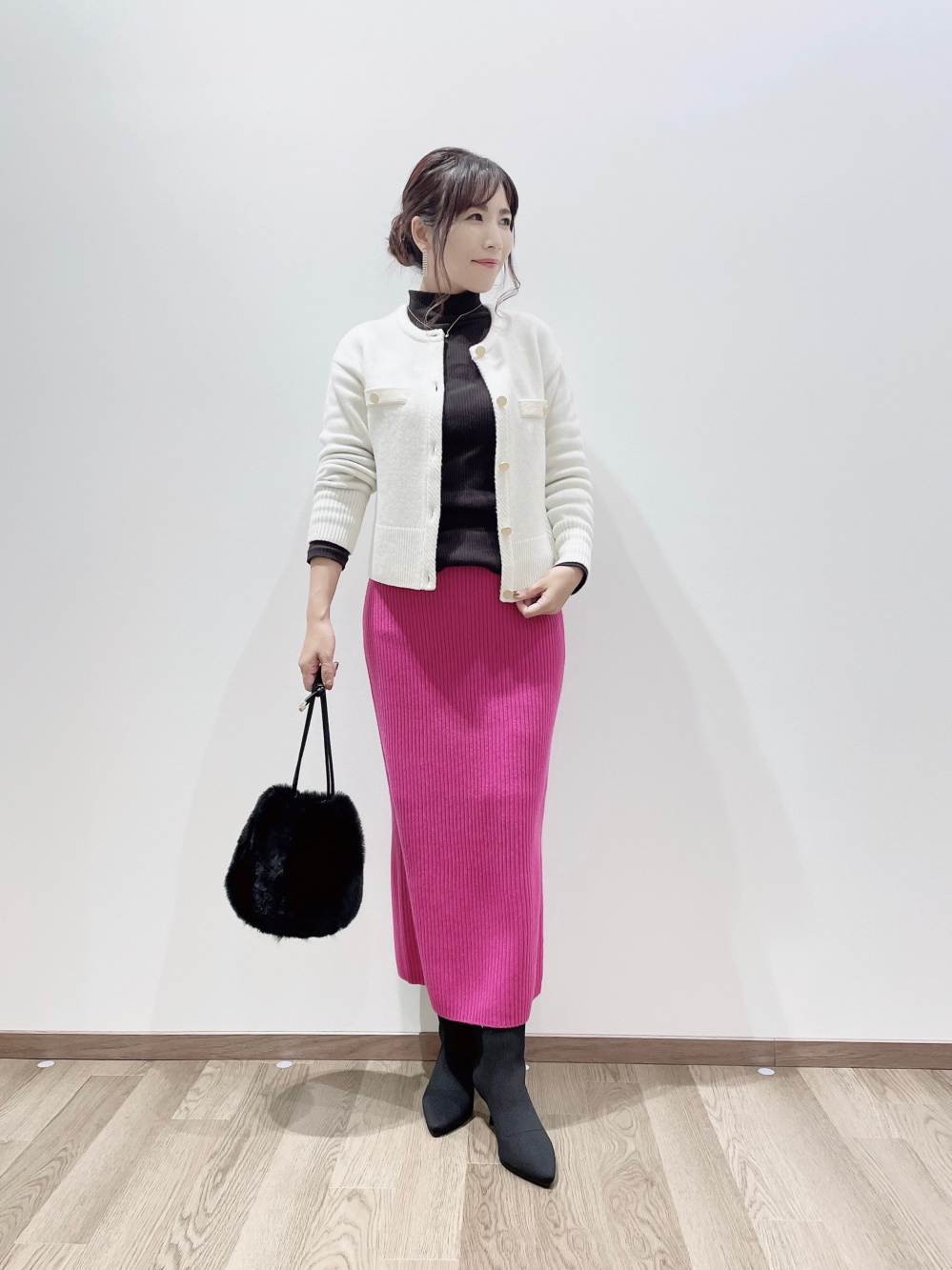 エクストラファインメリノミドルゲージウールナローロングスカート  