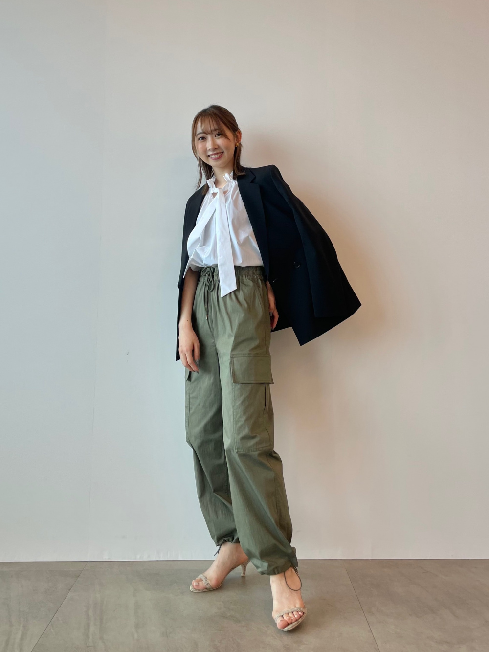 ハイストレッチリネンミックスカラーレスジレ、タイプライター