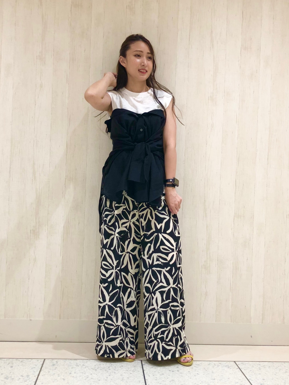 【人気完売】PLST フラワープリントフルイドワイドパンツ PLST(プラステ)公式 | フラワープリントフルイドワイドパンツ