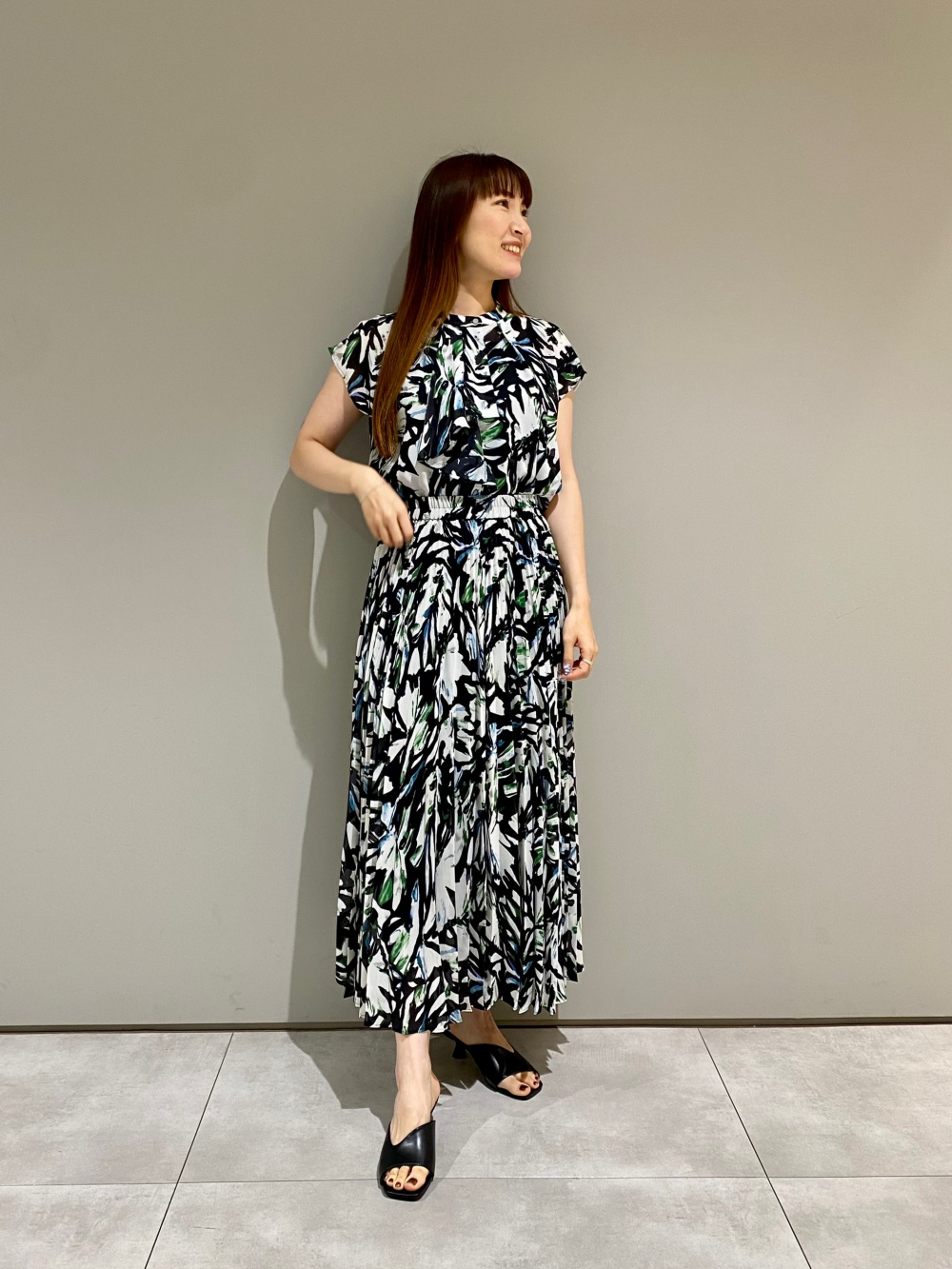 美品】 ワッシャーツイルAラインベルテッドジレ スカート S