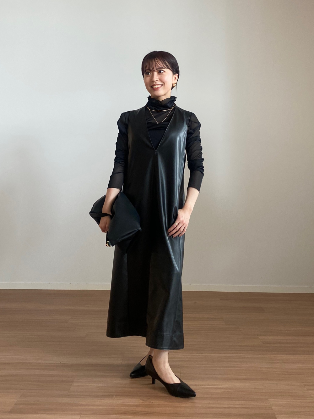 ブラッシュドバック2WAYロングジレ、ハイネックギャザーブラウス（吸汗