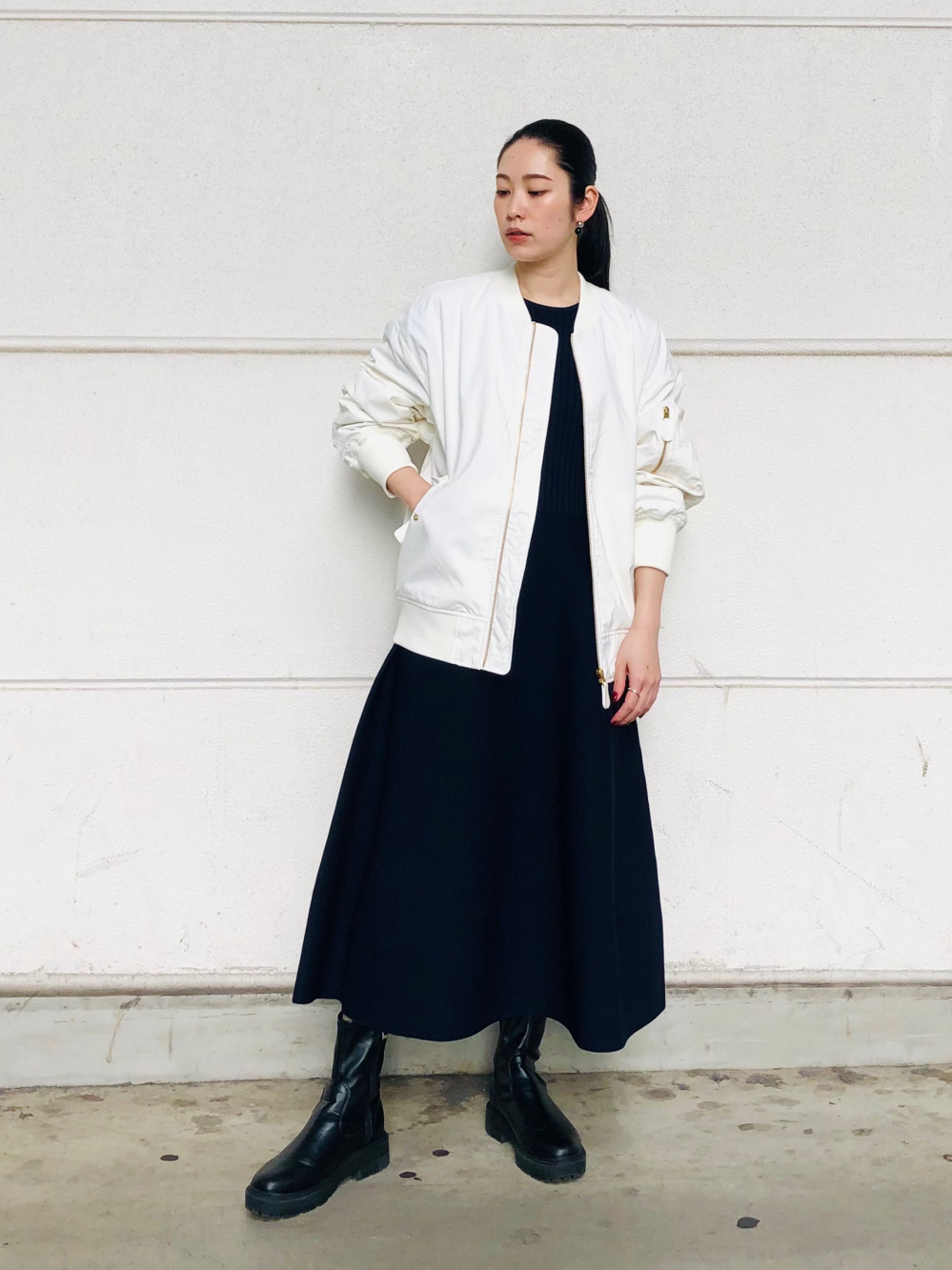 PLST　ホールガーメント　ニットフレアワンピース 長袖 ホールガーメント®ニットフレアワンピース（長袖）」の着用