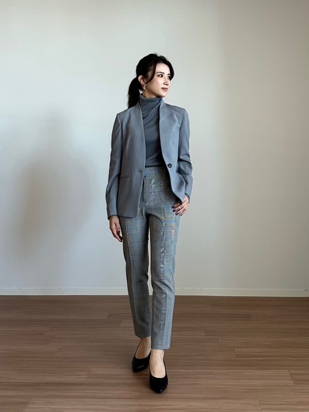 PLST グレー ノーカラージャケット 、テーパードパンツ　L PLST グレー ノーカラージャケット 、テーパードパンツ L PLST