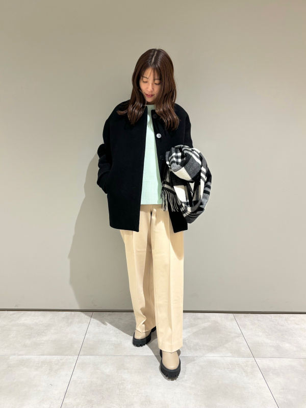 マンテコノーカラーハーフコート（レディース）の着用コーディネート