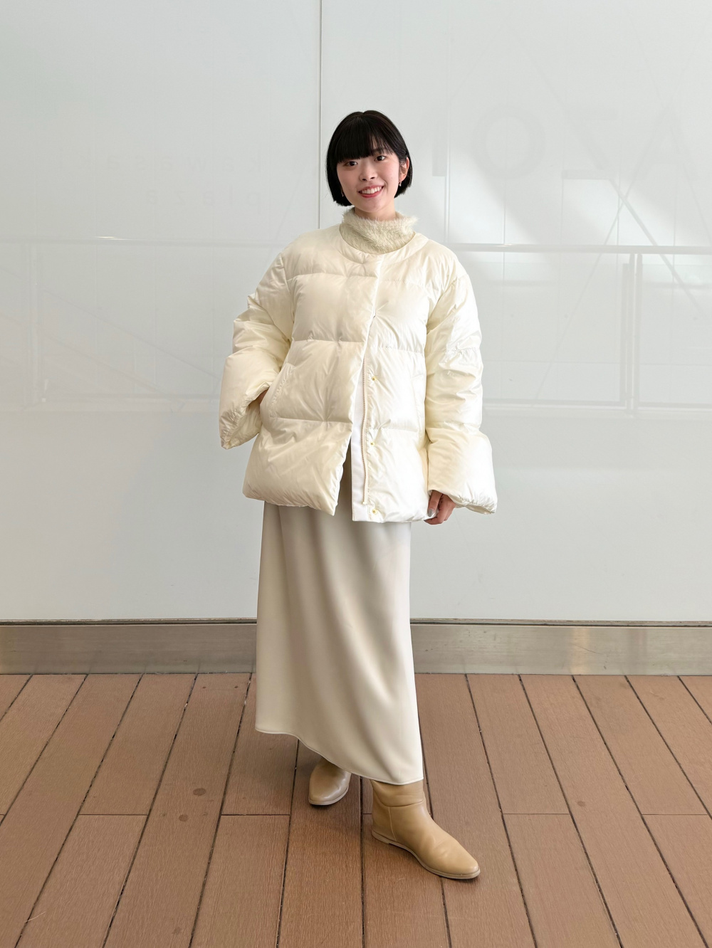 PLST✨2WAYネックオーバーサイズダウンジャケット　ホワイト　Mサイズ 2WAYネックオーバーサイズダウンジャケット、ライトバルーンシャツ