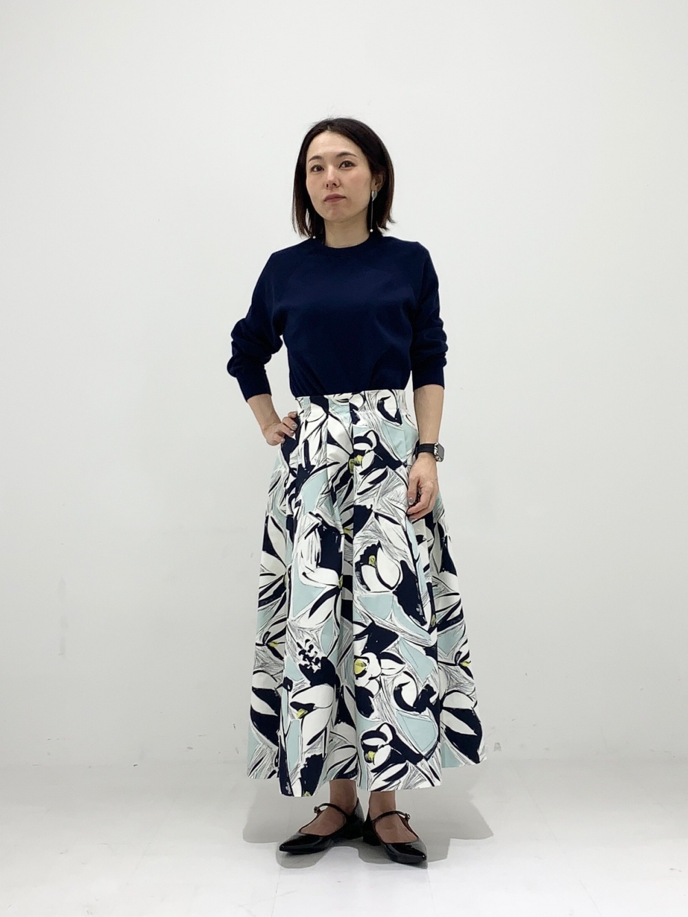 アートフラワープリントフレアスカート」の着用コーディネート| プラステ