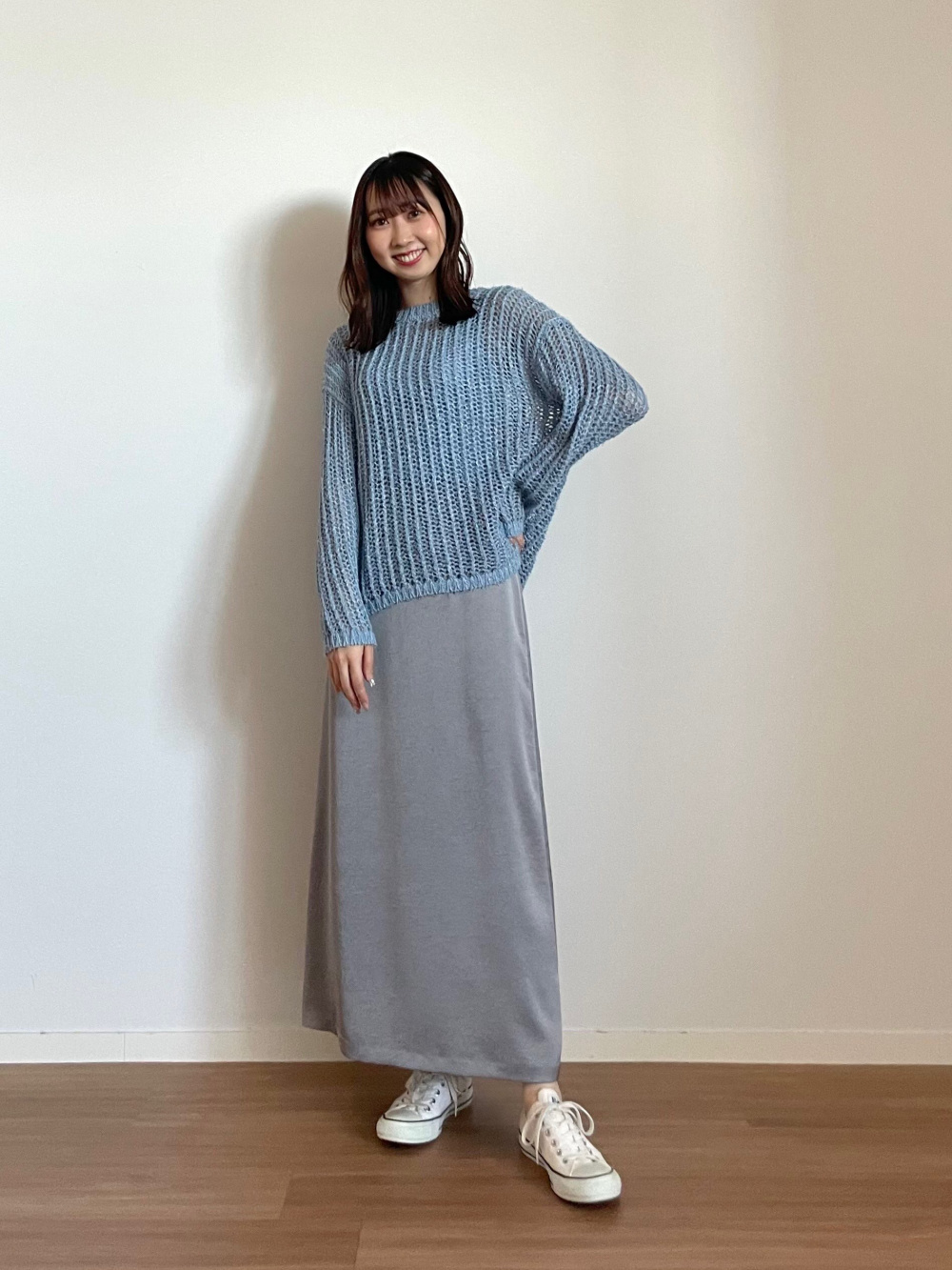 サテンナローロングスカート、マンテコノーカラーハーフコート