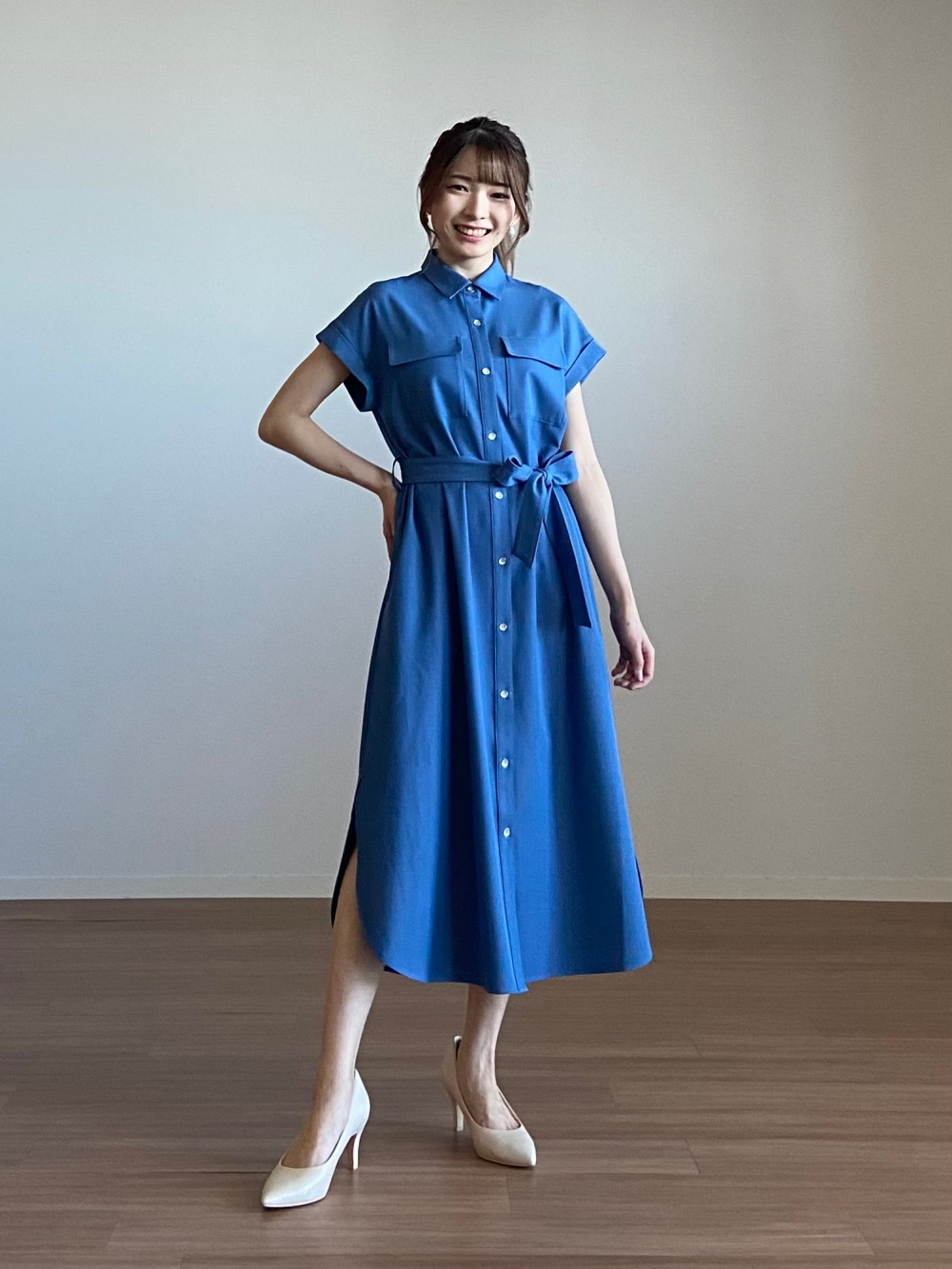 シャンブレーシャツワンピース（半袖）、フェイクバロックパール