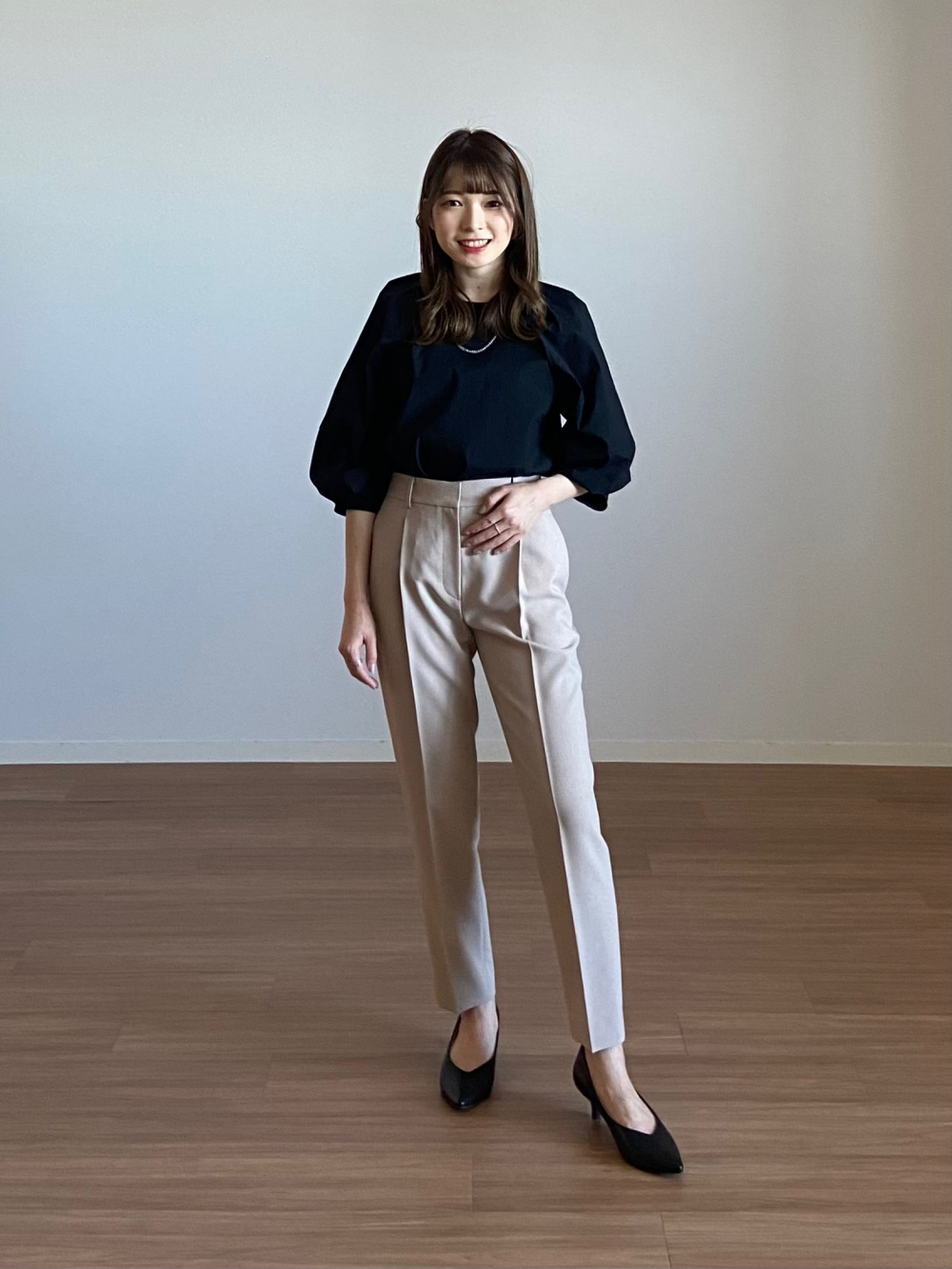 エクストラファインメリノウールミドルゲージクルーネックセーター