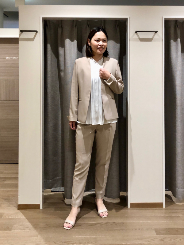 未使用に近い⭐️PLST、セットアップスーツ、薄ベージュ色、XSサイズ(w60) PLST(プラステ)公式 | スーツ(レディース)