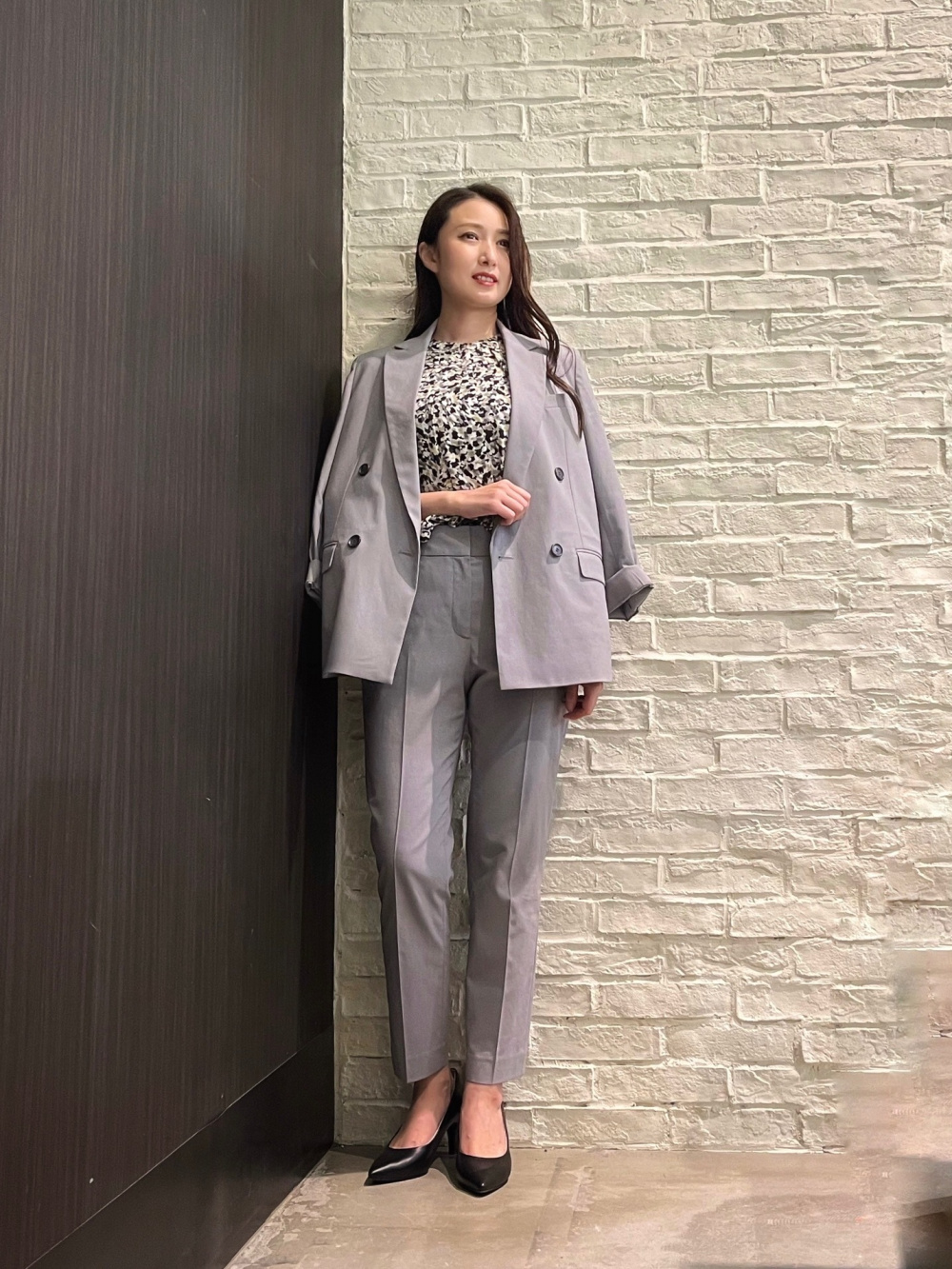 ホールガーメント®ニットVネックワンピース、リネンブレンドダブル