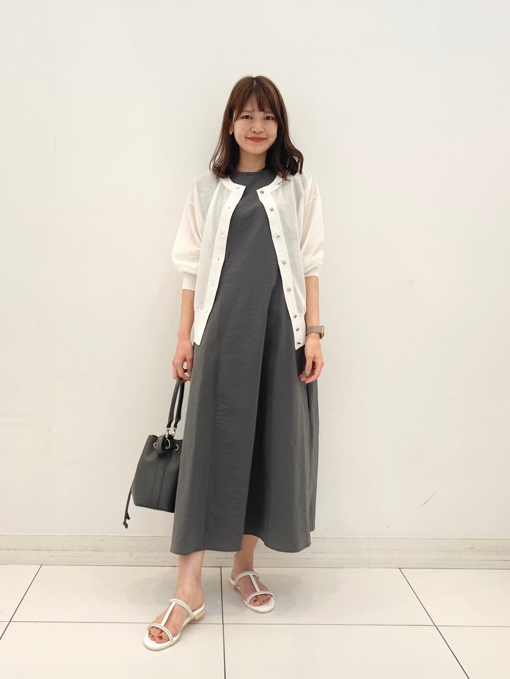 ハイストレッチナイロンフレアワンピース」の着用コーディネート| プラステ