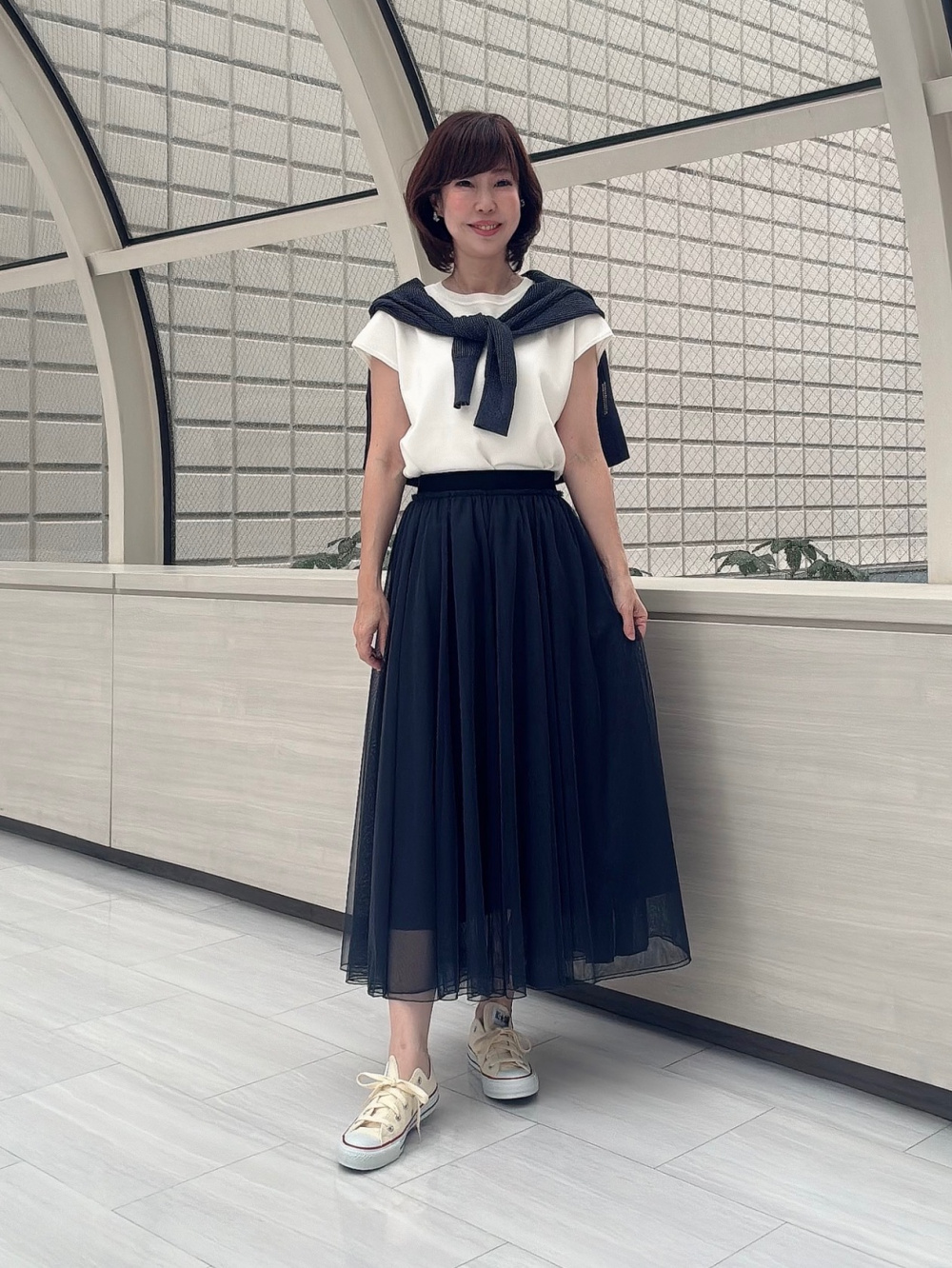 サイドスリットVネックニットプルオーバー（長袖）、ホールガーメント