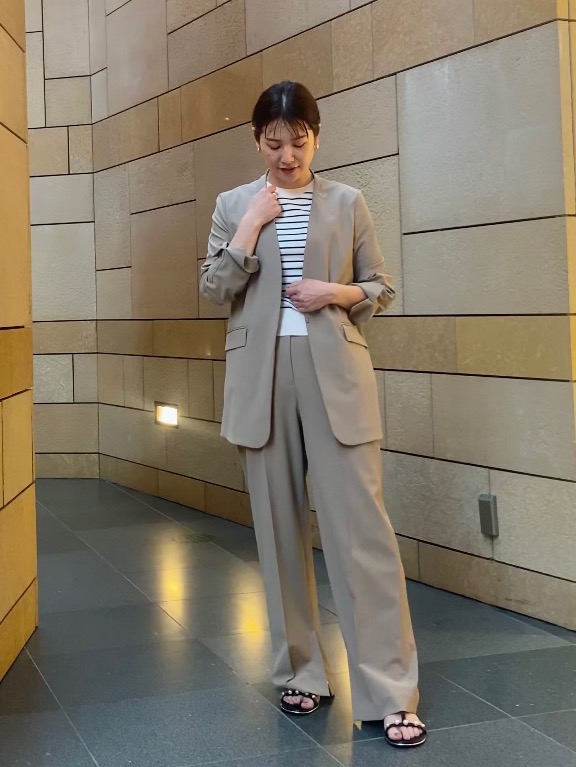 プラステ　ウォームリザーブ　ベージュ　セットアップ 公式スタイリング | プラステ