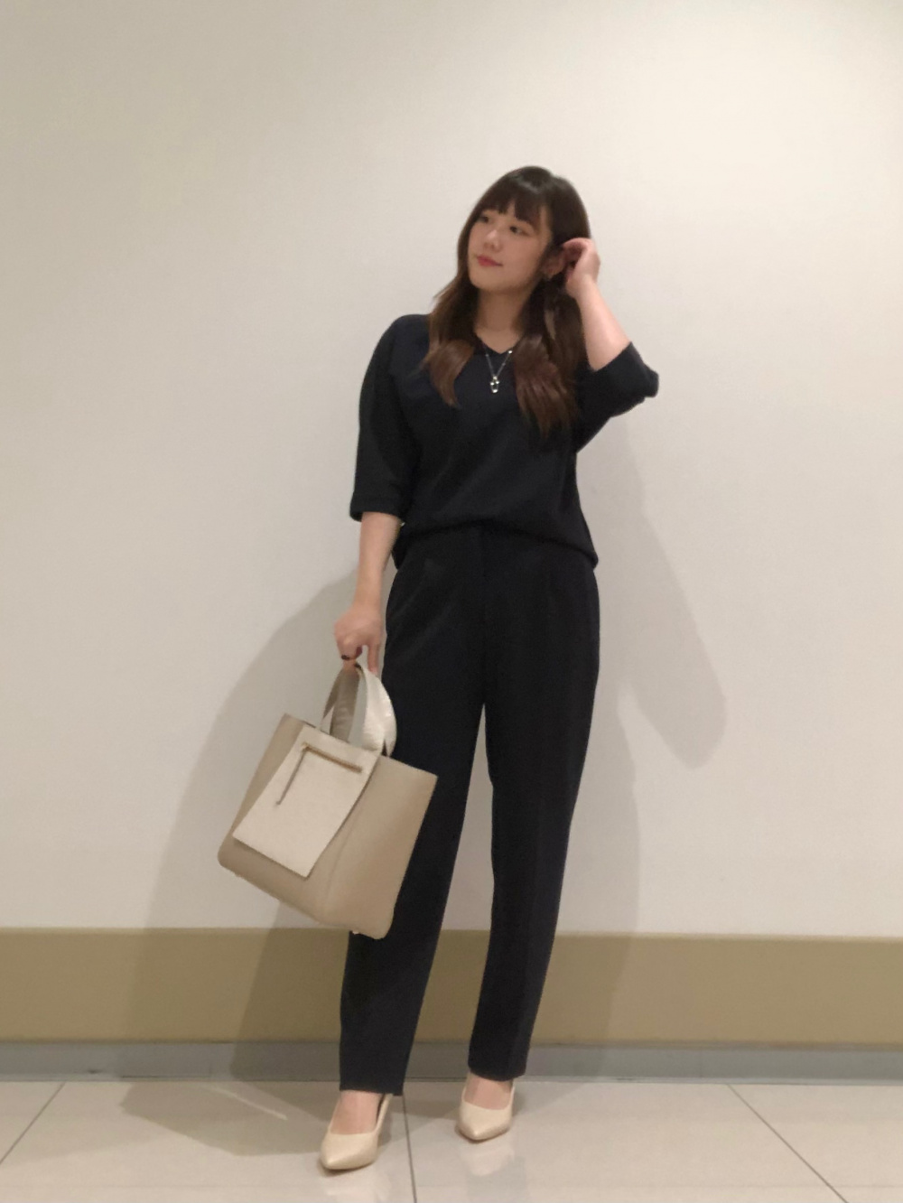 プラステ　ブラッシュドバックノーカラージャケット　パンツ　セットアップ ブラッシュドバックダブルジャケット、フェイクパールカフスブラウス