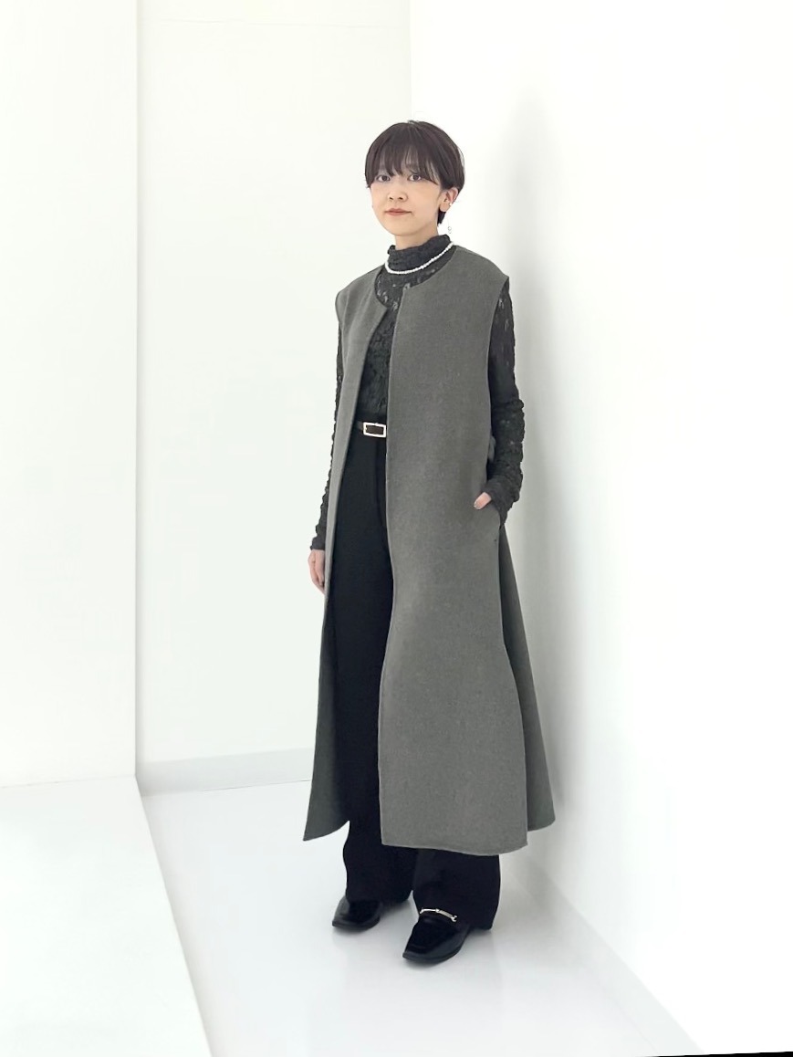 ロングジレでIラインを強調したコーデ