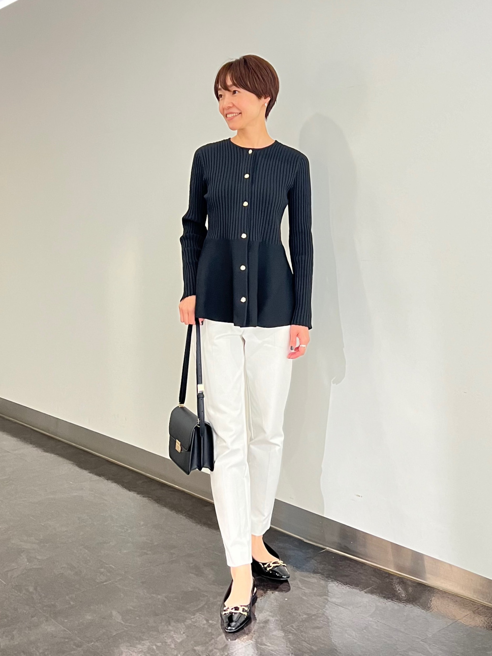 ホールガーメント®ペプラムカーディガン、スティックパンツ