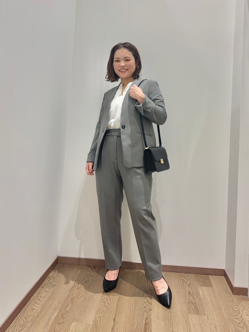 テーパードパンツ（ウォームリザーブ）、エクストラファインメリノ