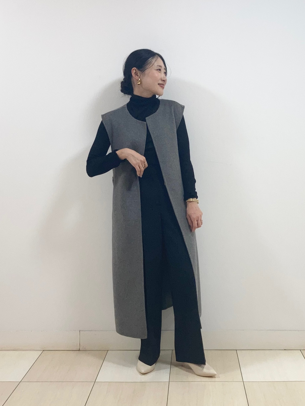2024年モデル ウールモッサノーカラーハーフコート、トリアセブレンド