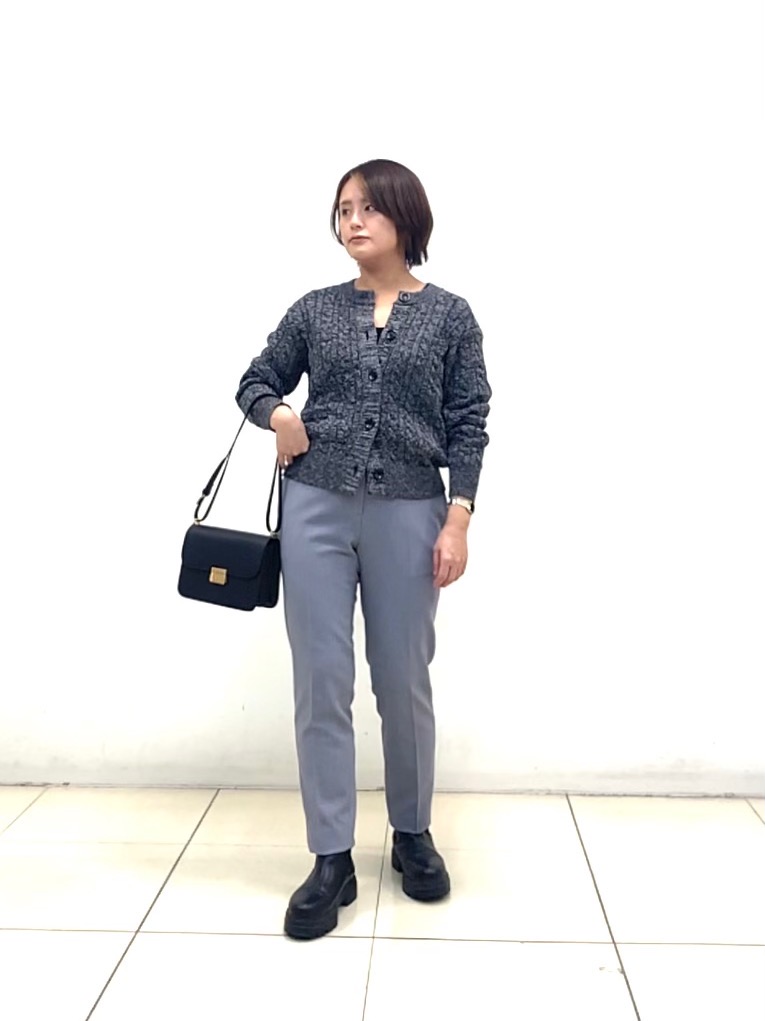 プラステ　2024モデル　ウォームリザーブ　パンツスーツ　ブラック 2024年モデル ウォームリザーブカラーレスジャケット、2024年モデル