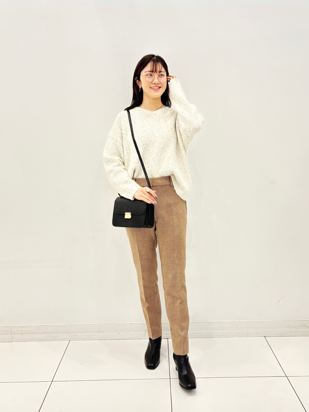 2024年モデル スティックパンツ（ウォームリザーブ）チェック」の着用