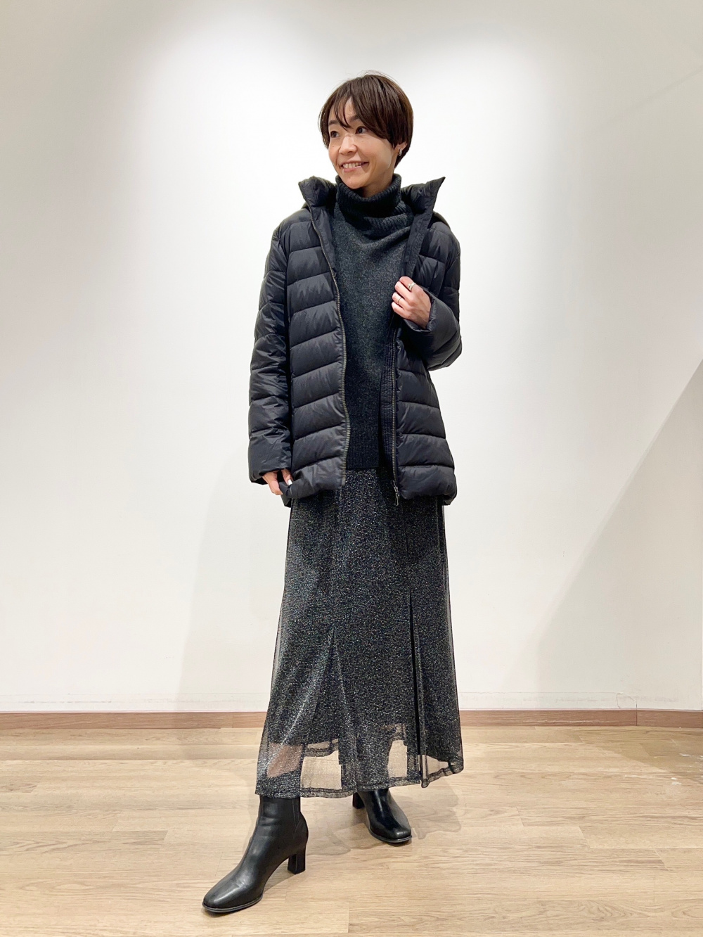 プラステ　ラメチュールマーメイドスカート ブラック フェザーヤーン2WAYカーディガン（長袖）、ラメチュール