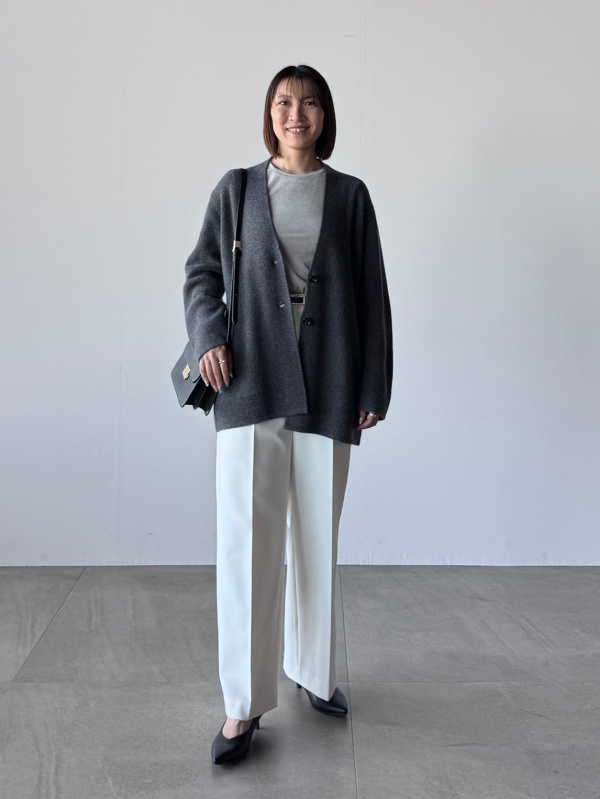 2024年モデル ワイドパンツ（ウォームリザーブ）のコーディネート